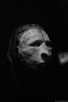 Primitive art, anthropomorphic masks, in museum quai Branly photographed by Serge Briez, ©2014 Cap médiations